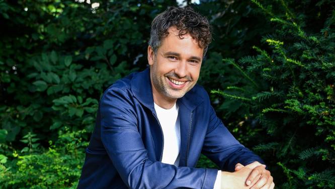 “Ik betaalde 600 euro voor een vintage bed, om dan te ontdekken dat het in Italië stond”: Thomas Vanderveken (41) deelt zijn financiële inzichten én blunders