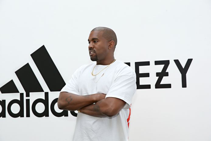Adidas opgescheept miljard euro aan onverkoopbare Kanye West- spullen | Show | AD.nl