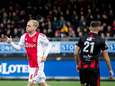 Ajax brengt aan de hand van Van de Beek Excelsior grootste thuisnederlaag ooit toe