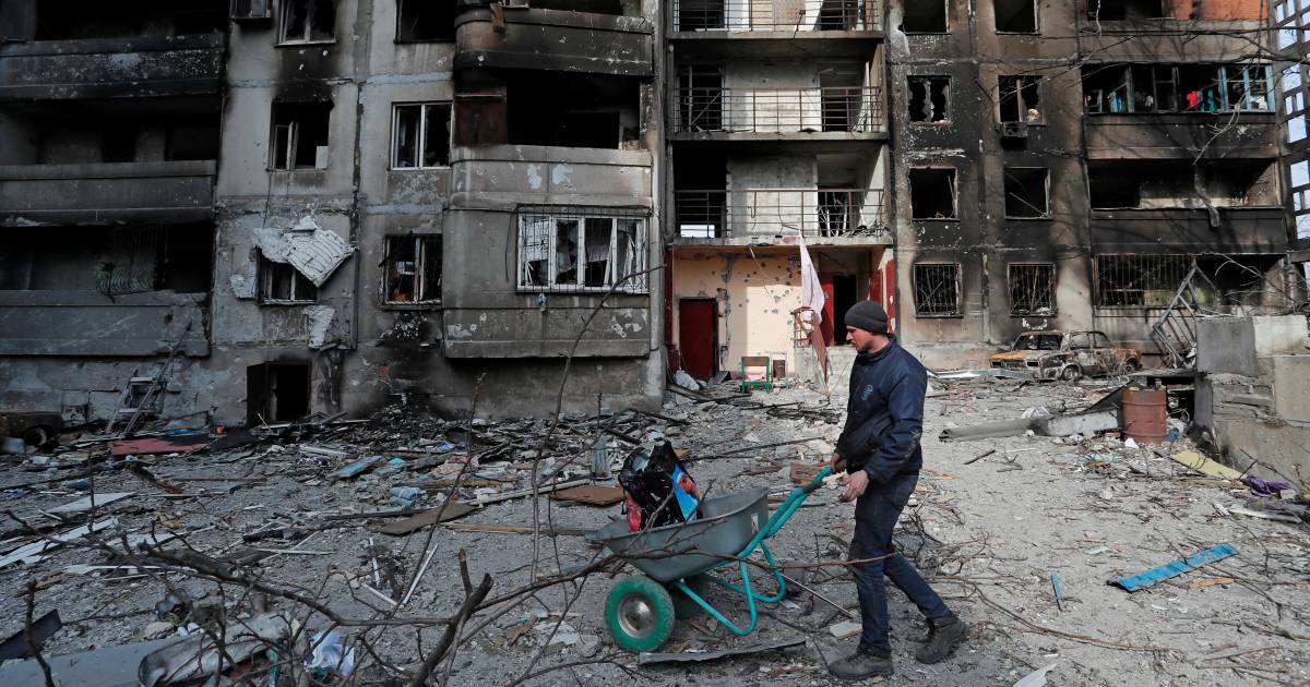 vivere la guerra in Ucraina  Kiev: i negoziati continueranno in digitale venerdì – L’Ucraina segnala un attacco missilistico a un deposito petrolifero a Dnipro |  Guerra tra Ucraina e Russia