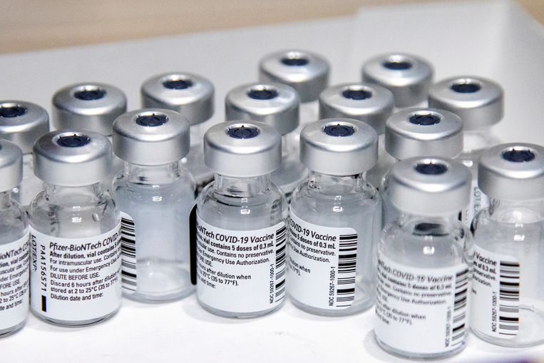 De coronavaccins van Pfizer/BioNTech. Ze zijn goed, maar prijzig.  Beeld REUTERS