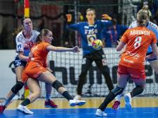 Handbalsters zien titelprolongatie in rook opgaan na verlies tegen angstgegner