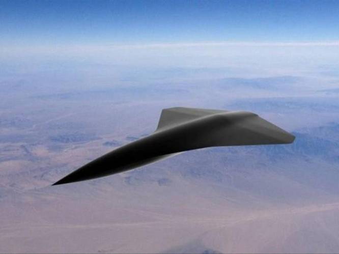 ‘s Werelds eerste supersonische drone scheurt met snelheid van 2.593 km per uur door de lucht
