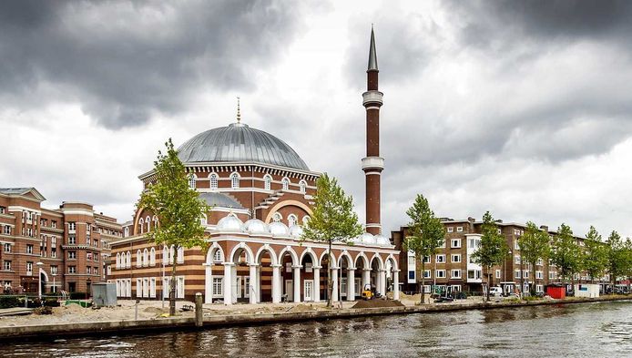 ?appId=21791a8992982cd8da851550a453bd7f&quality=0.8