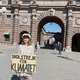 Greta Thunberg krijgt diploma en houdt laatste schoolstaking