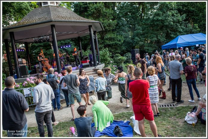Hoe Roots In Het Park er zal uitzien is nog niet duidelijk maar de organisatoren gaan voor een volledige editie.
