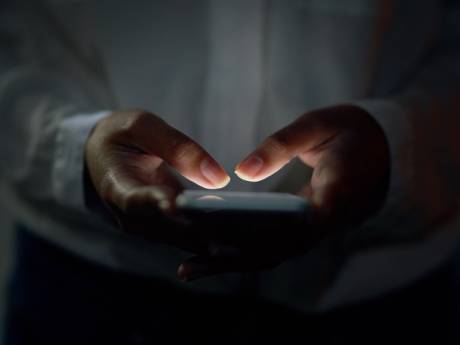 Osse stalker maakte stiekem naaktfoto’s vriendin en verspreidde ze nadat zij hem de bons gaf