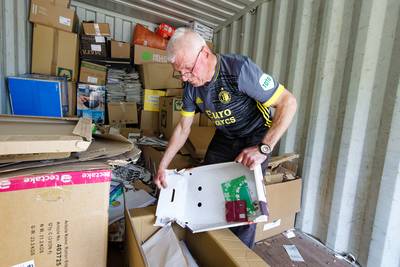 Waar een klein dorp groot in kan zijn: Esch zamelt tonnen oudpapier in en verdeelt de buit onderling