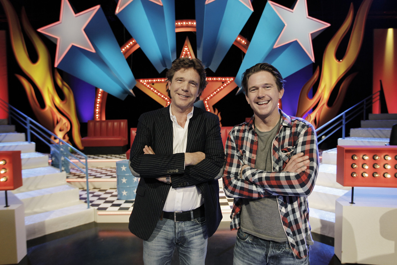 Johnny de Mol zingt liedje voor jarige Johnny de Mol (1) Foto bndestem.nl
