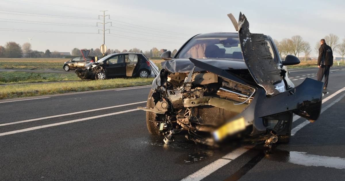 Meerdere gewonden bij botsing in Hurwenen.