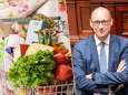 Wie werkt krijgt 835 euro extra loon van minister Van Peteghem, maar de winkelkar wordt wel duurder: zo ziet zijn fiscale hervorming eruit