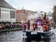 Helmonders gaan helemaal uit hun dak bij intocht van de Sint: ‘Eindelijk, daar issie dan!!!”