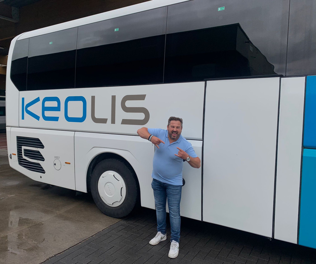 Buschauffeur Filip rijdt Rammsteinfans naar concert