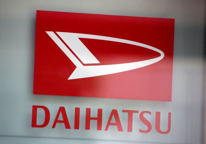 Daihatsu schort tijdelijk de levering van al haar modellen op nadat uit onderzoek bleek dat er met veiligheidstests werd gesjoemeld
