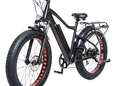 ‘Waarom schijnen koplampen van e-bikes en scooters omhoog?’