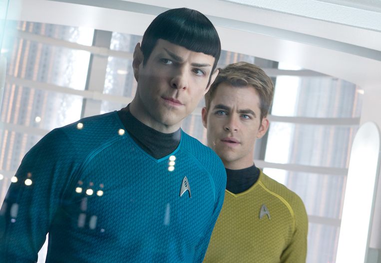 Zachary Quinto en Chris Pine in Star Trek: Into Darkness Beeld geen