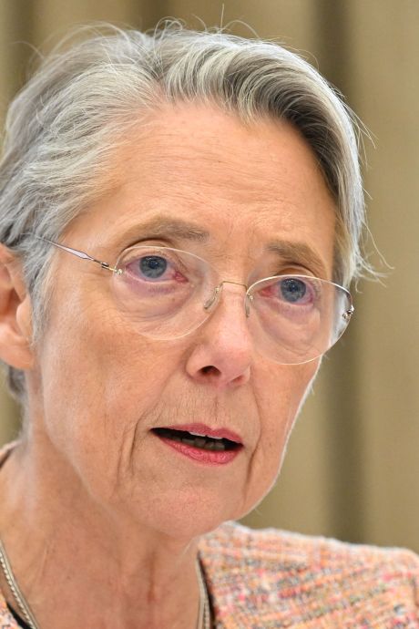 “Héritier de Pétain”: à l’extrême droite, les propos “pitoyables” d’Élisabeth Borne ne passent pas 