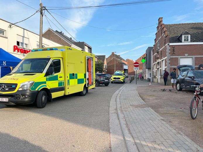Het ongeval gebeurde in het centrum van Meerbeek.