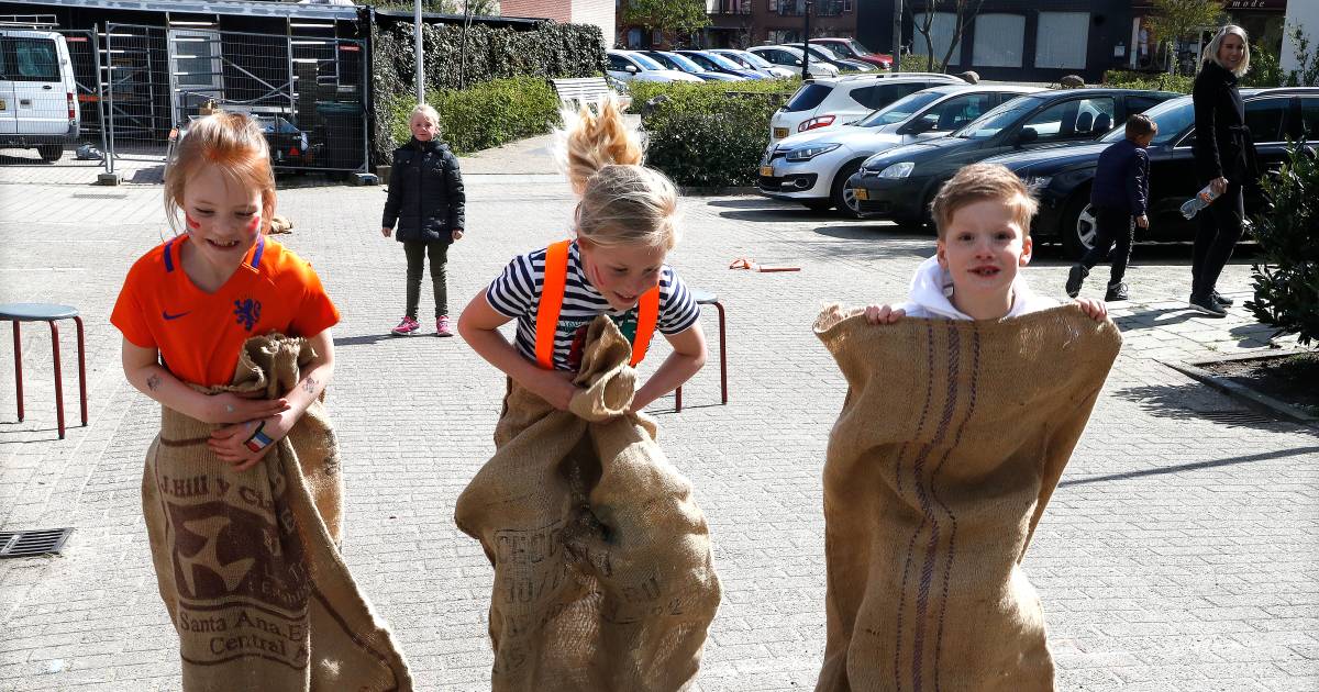 Koningsdag barst los voor Liemerse kinderen; In Lathum pakken ze uit voor de jubileumeditie