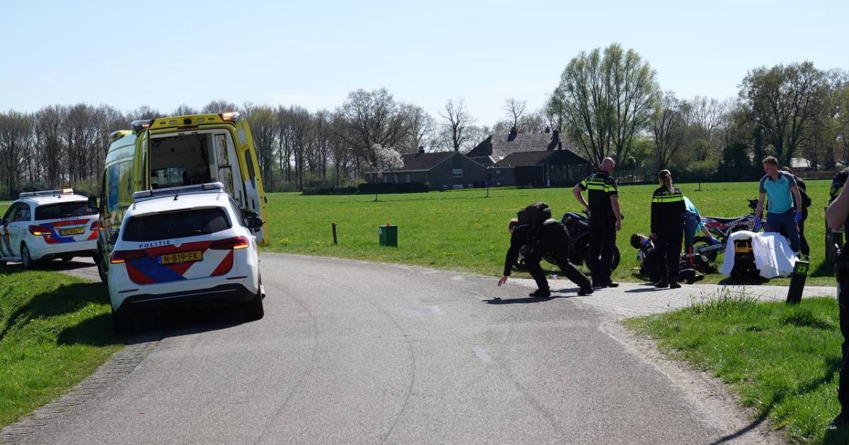 Toerende Tukker kegelt maten omver in bocht bij Bruchterveld en raakt zelf gewond