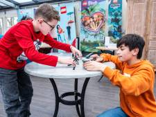 Honderden kinderen bij Lego Masters in het klein in Volkel: ‘Spelen zorgt voor een fijner leven’
