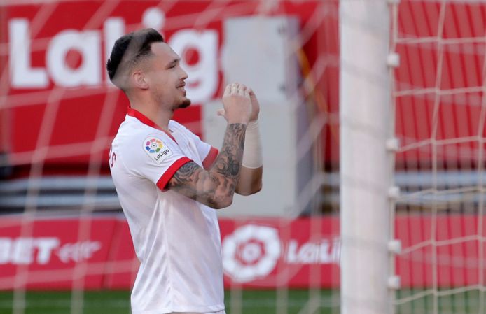 Lucas Ocampos viert de 1-0.