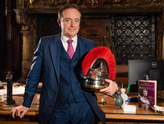 EXCLUSIEF. Bart De Wever over de groei van Antwerp en het belang van een vernieuwde Bosuil: “Ja, ik konkelfoes. In het algemeen belang van mijn stad”