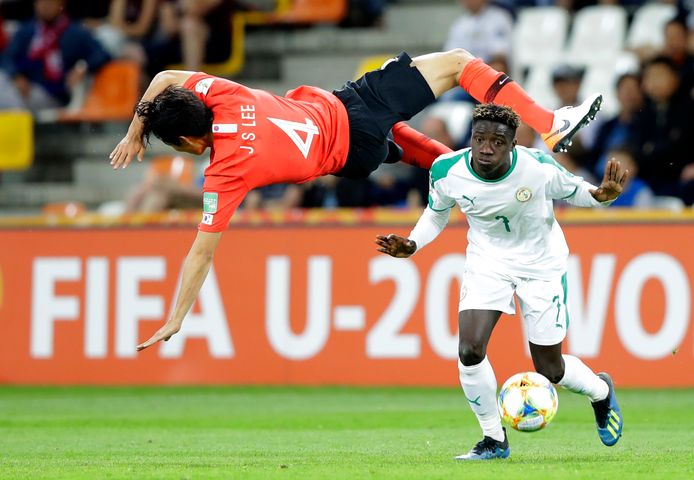 Sagna in het shirt van de jeugdelftallen van Senegal.