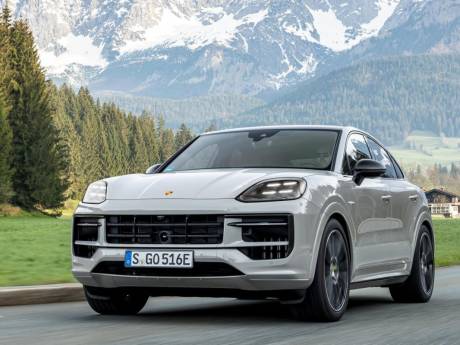 Nieuwe Porsche Cayenne is zo sportief dat het niet leuk meer is