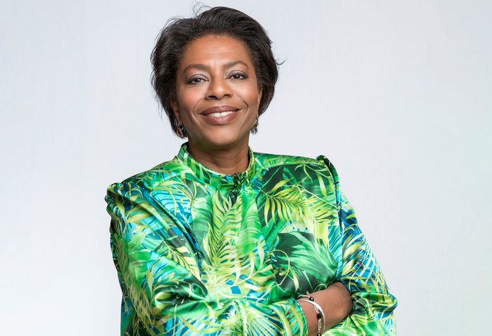 Joyce Sylvester was senator voor de PvdA en werd in 2008 de eerste vrouwelijke burgemeester van Surinaamse afkomst in Nederland.