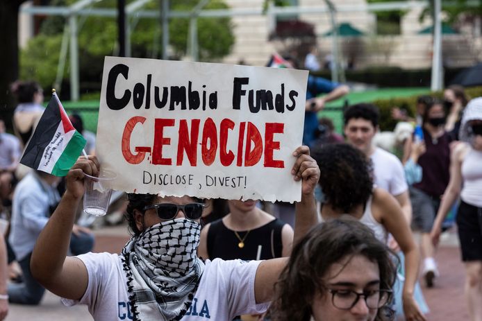 Pro-Palestijnse studenten demonstreren op de campus van Columbia University.