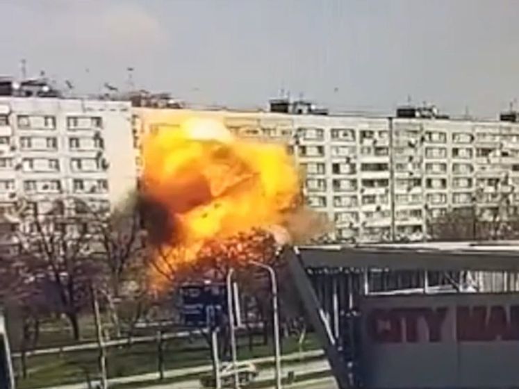 Russische raket treft Oekraïense flats