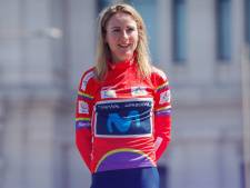 Annemiek van Vleuten maakt hattrick compleet met eindzege in Vuelta: ‘Supertrots op dit seizoen’