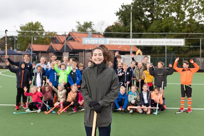 Eva de Goede werd verrast terwijl ze een clinic gaf.