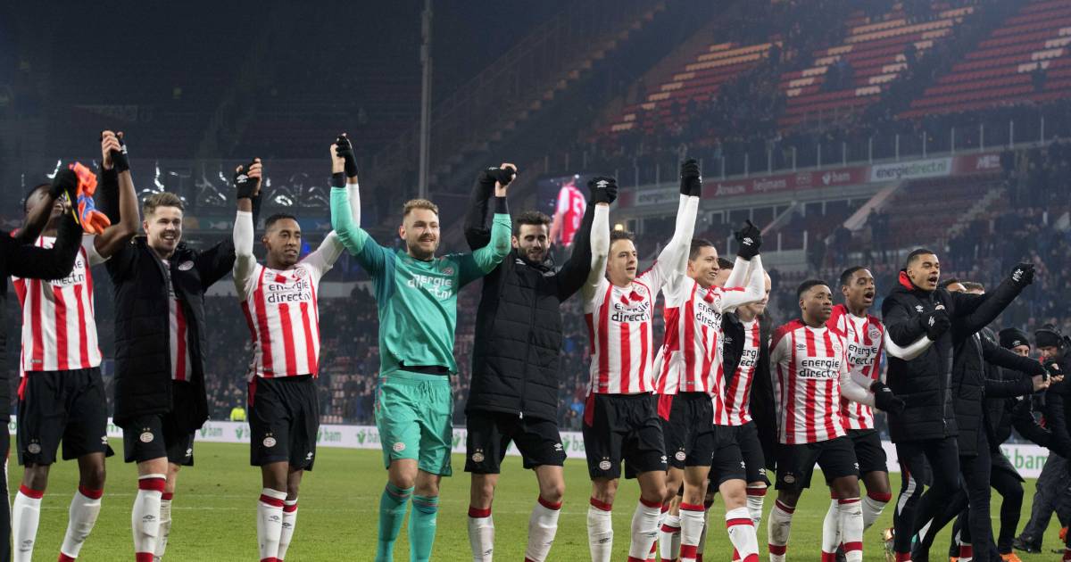 Platte kar kan bijna uit de schuur, kampioenskans PSV naar 97 PSV
