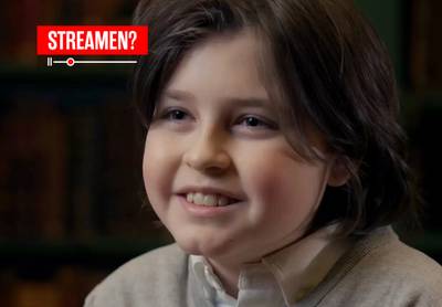 RECENSIE. ‘Laurent, het wonderkind’: “Enige 12-jarige die de wereld wil en zál herschapen in een aflevering van ‘Benidorm Bastards’”