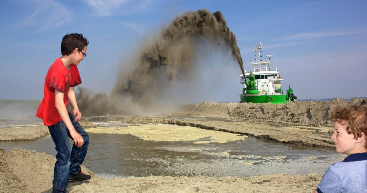 Zand is veilig: strandje Baarland wordt binnenkort opgespoten