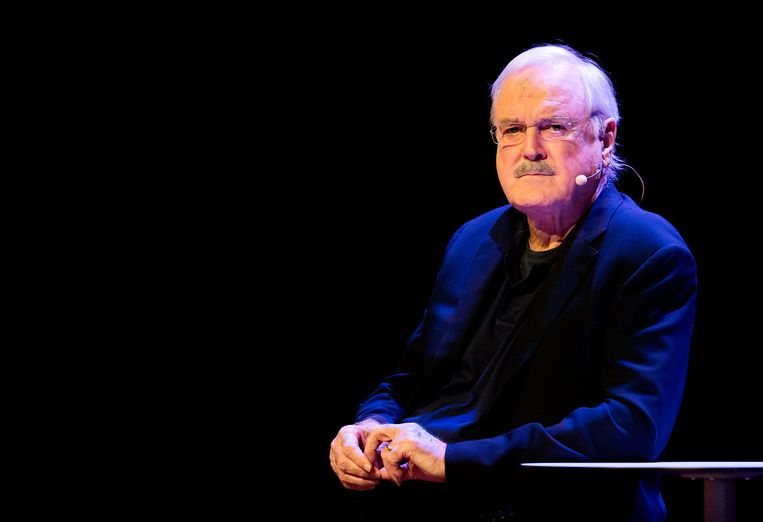 Monty Python Actor John Cleese Blacklists Himself for Freedom of Speech