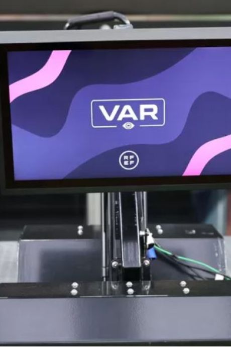 Clubs et supporters vent debout contre le VAR: la Suède est le seul championnat européen à refuser l’assistance vidéo