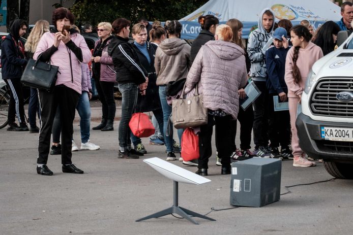 Sistema Starlink a Kharkiv per l'illustrazione.