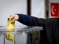 Stop faciliteren van de Turkse stammenstrijd