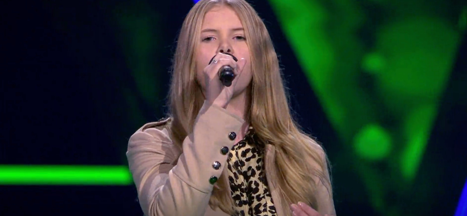 Perfectionistische Lynn (14) blaast The Voice-coaches omver | Foto | AD.nl