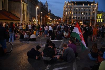 Hongaren protesteren voor vijfde dag op rij tegen hervormingen Orban