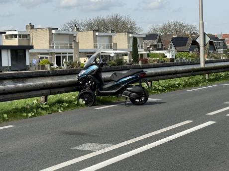 Ongeval met letsel op Henegouwerweg in Waddinxveen: motorrijder naar ziekenhuis 
