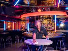 Eigenaar horecazaken over intrekken van horecavergunning na striptease: ‘Ik ben erg ontdaan’