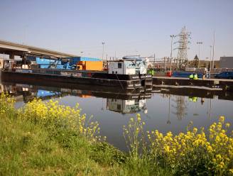 EcoWerf en Leuven willen pmd-afval afvoeren via watertransport: “Proefprojecten en testvaarten zoals deze houden vrachtwagens van onze overvolle wegen”