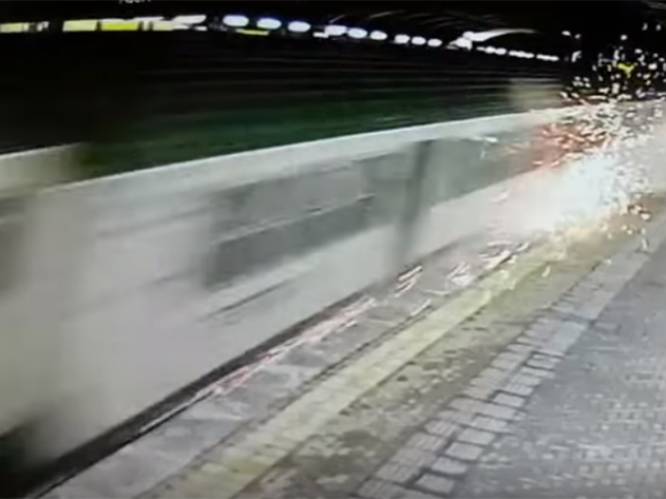 Spectaculaire beelden van trein vlak voordat die crasht nabij Milaan