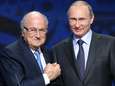 Poetin nodigt Blatter en Platini uit op WK: "Dat zijn oude vrienden"