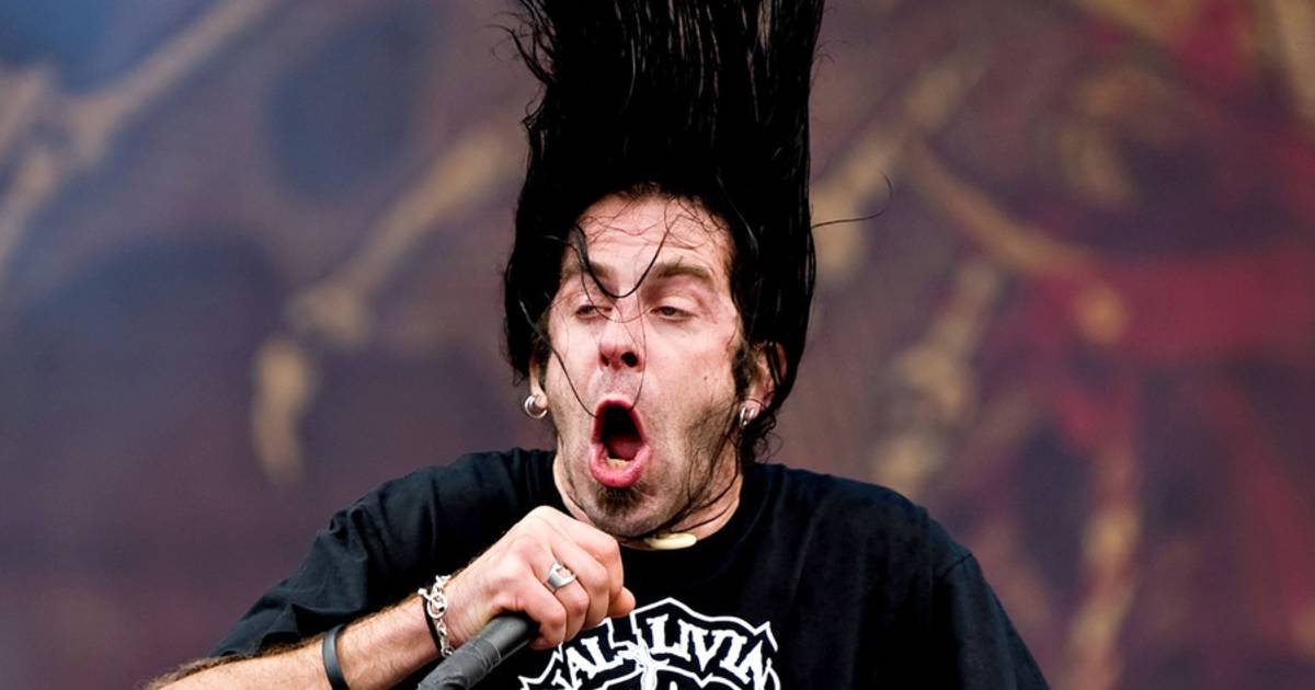 открытый рот. злой мужик. дико кричащие. дико кричащие. девочка кричит.