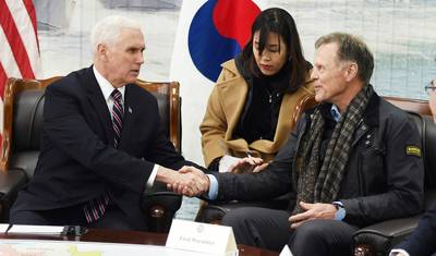 Vader Otto Warmbier eregast van Mike Pence in Pyeongchang